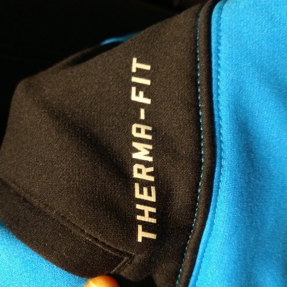 Nike Elite Hoodie - Picture 3 of 4